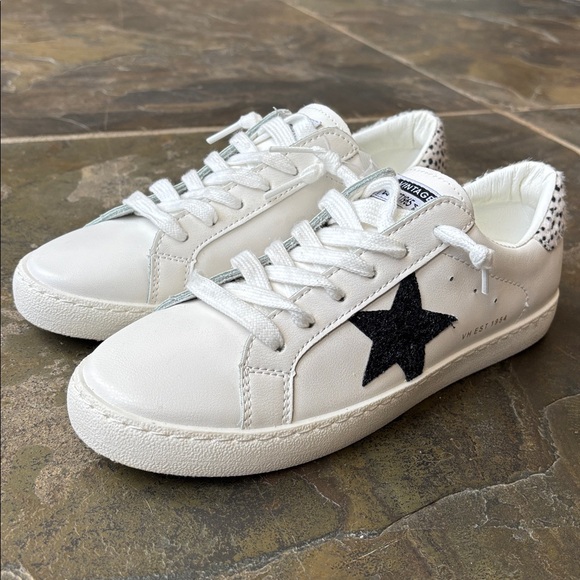 Vintage Havana Carla Sneaker - Picture 2 of 13